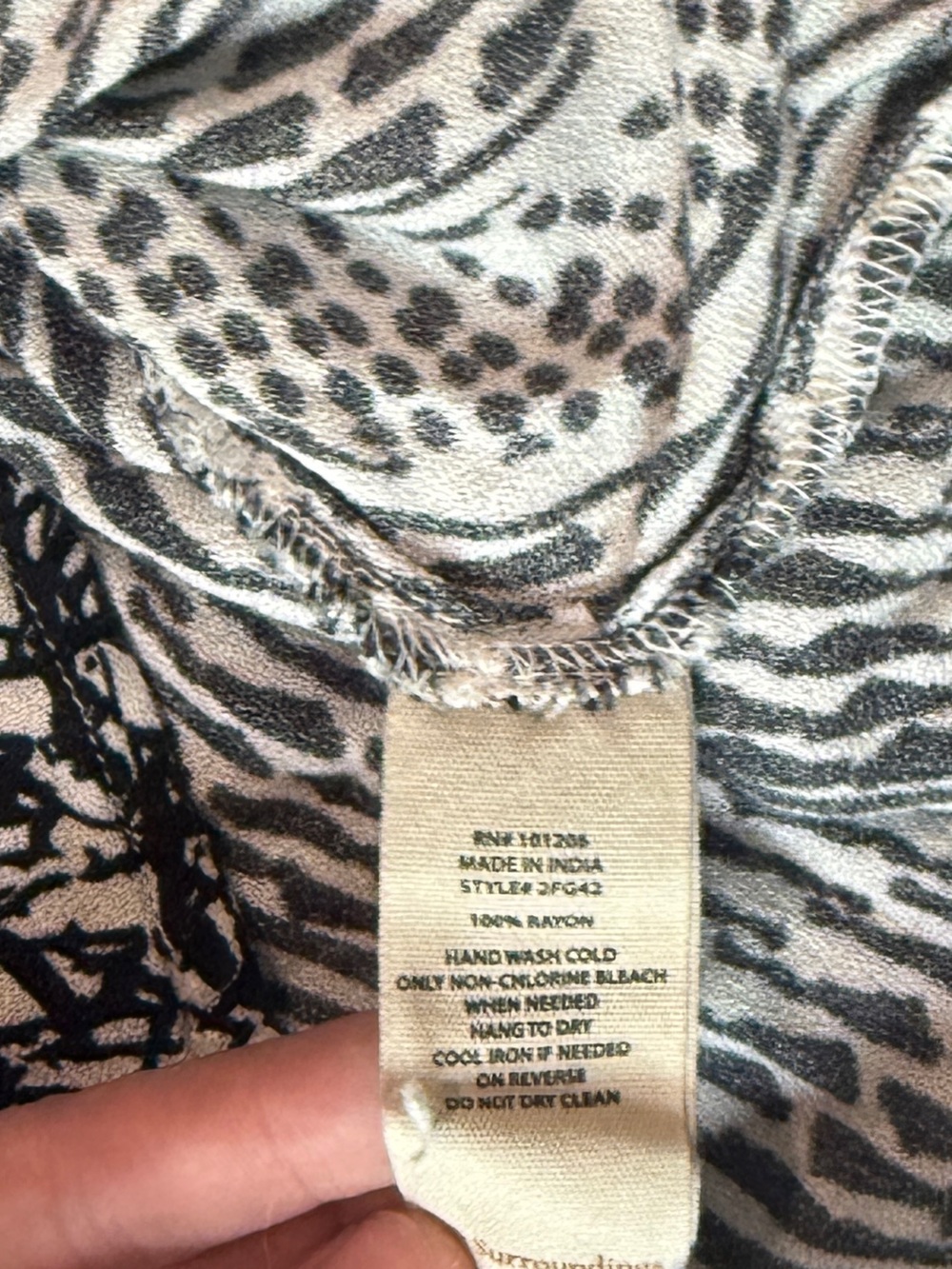 Soft Surroundings Raven Shift Dress Black White Ikat Boho 3/4 Sleeve Women Med - Picture 10 of 10